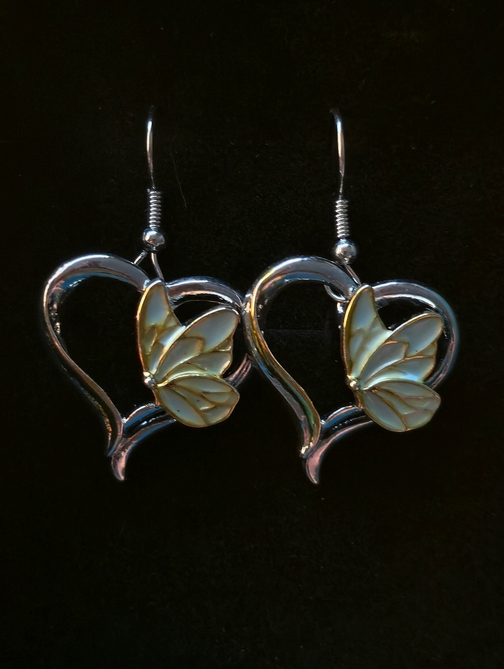 💥Silver Heart And Butterfly Dangle Earrings